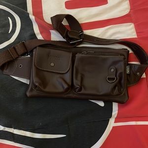 Selling it for 200 original price 350